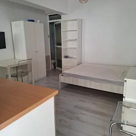 Gasthof Comfortable Ground Floor In Limassol